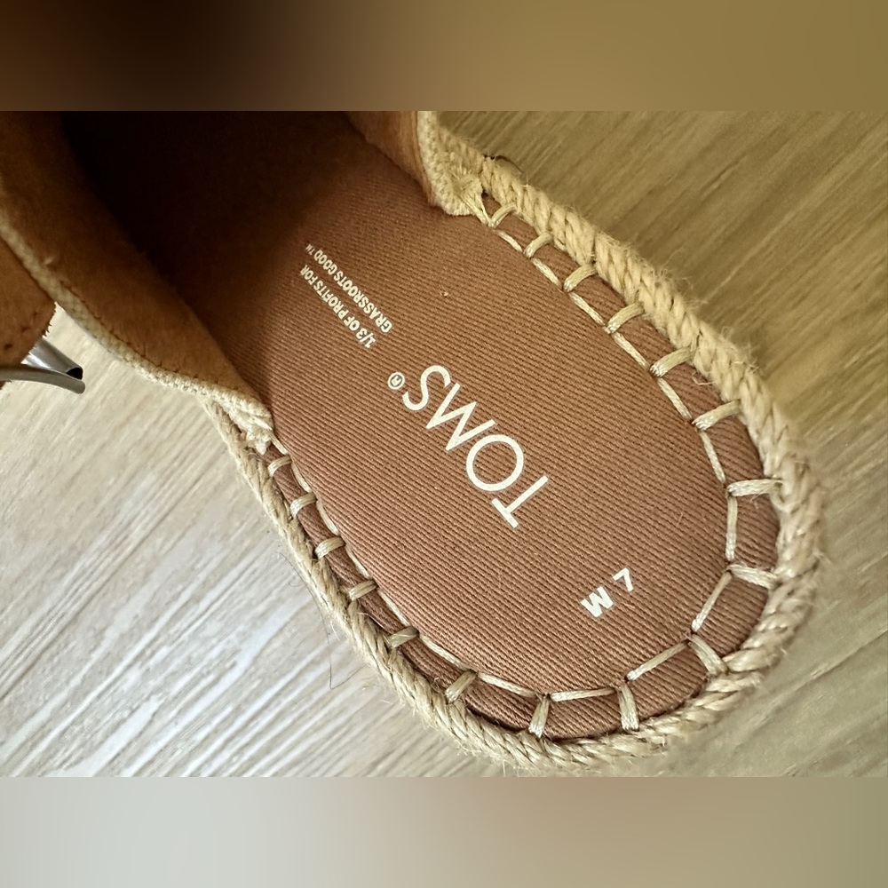 Toms Women's Beige Canvas Espadrille Wedge Sandals - Picture 5 of 5